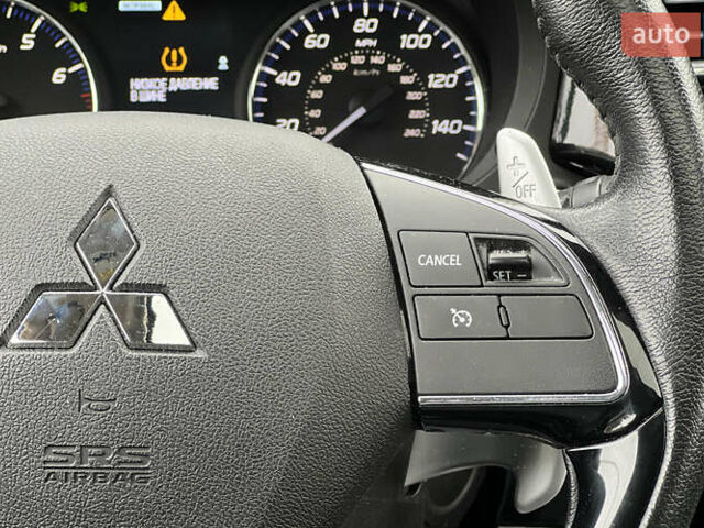 Сірий Міцубісі Аутлендер, об'ємом двигуна 3 л та пробігом 156 тис. км за 18500 $, фото 12 на Automoto.ua