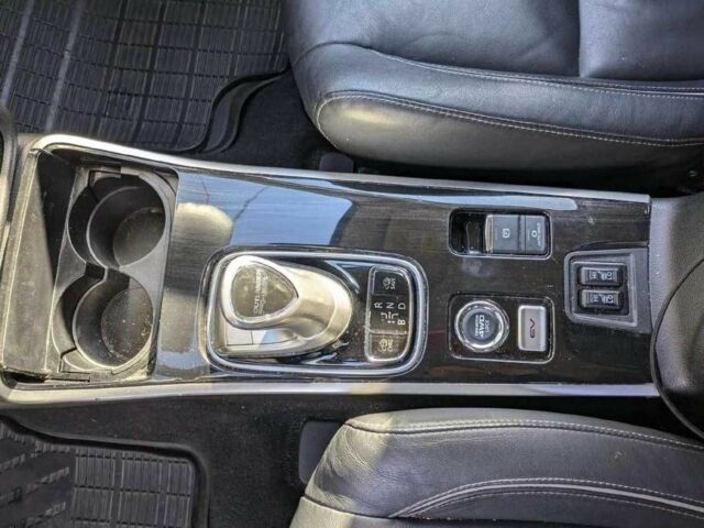 Серый Мицубиси Аутлендер, объемом двигателя 0 л и пробегом 115 тыс. км за 10500 $, фото 10 на Automoto.ua