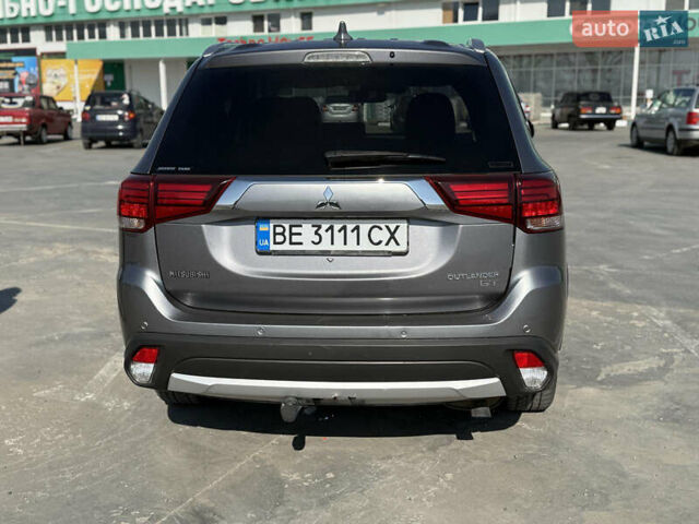 Сірий Міцубісі Аутлендер, об'ємом двигуна 3 л та пробігом 190 тис. км за 17100 $, фото 6 на Automoto.ua