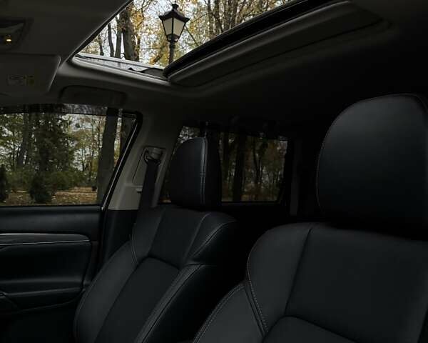 Сірий Міцубісі Аутлендер, об'ємом двигуна 2.36 л та пробігом 37 тис. км за 21000 $, фото 21 на Automoto.ua