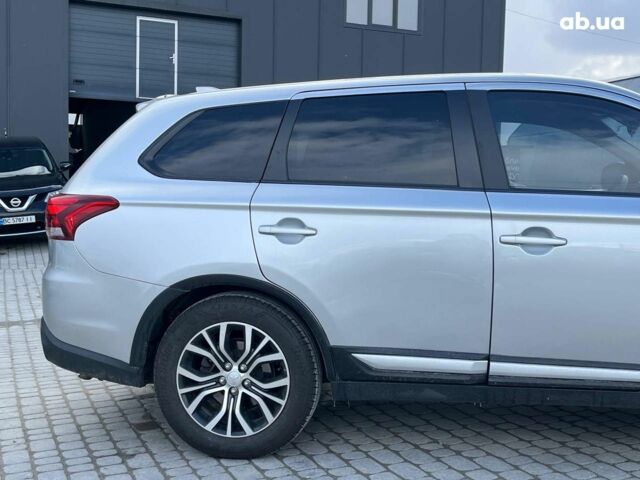 Серый Мицубиси Аутлендер, объемом двигателя 2.4 л и пробегом 183 тыс. км за 16590 $, фото 10 на Automoto.ua