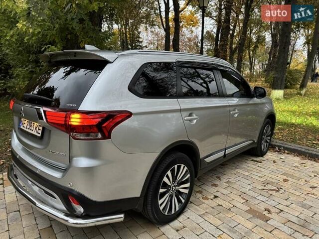 Сірий Міцубісі Аутлендер, об'ємом двигуна 2.36 л та пробігом 37 тис. км за 21000 $, фото 26 на Automoto.ua