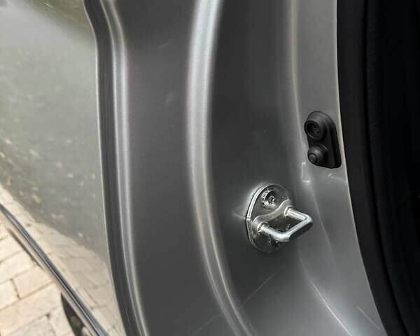 Сірий Міцубісі Аутлендер, об'ємом двигуна 2.36 л та пробігом 37 тис. км за 21000 $, фото 29 на Automoto.ua