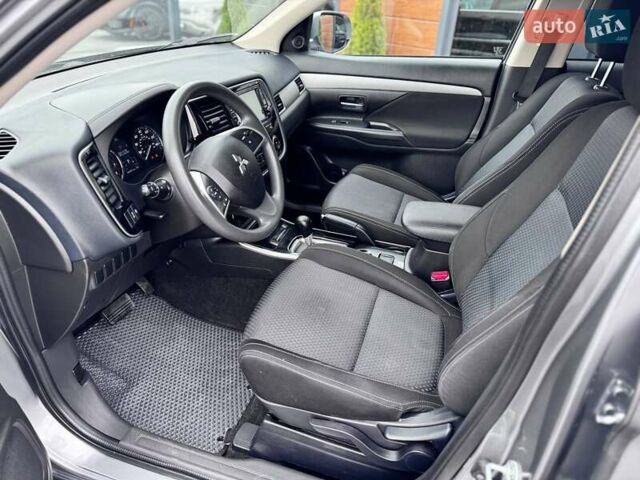 Серый Мицубиси Аутлендер, объемом двигателя 2.4 л и пробегом 103 тыс. км за 15497 $, фото 13 на Automoto.ua