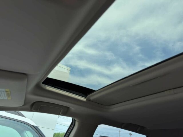 Міцубісі Аутлендер 2018 у Києві на Automoto.ua Сірий Міцубісі Аутлендер, об'ємом двигуна 2.5 л та пробігом 38 тис. км за 6100 $, фото 7 на Automoto.ua