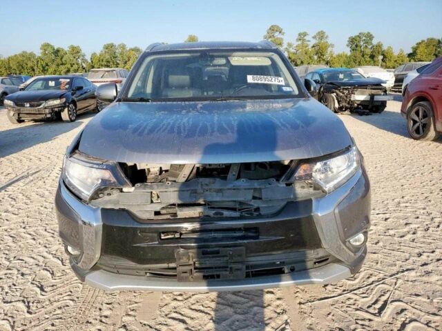 Серый Мицубиси Аутлендер, объемом двигателя 2.4 л и пробегом 150 тыс. км за 2800 $, фото 4 на Automoto.ua