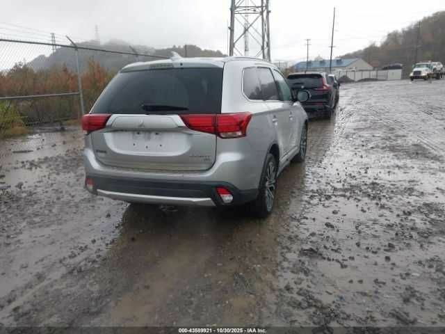 Сірий Міцубісі Аутлендер, об'ємом двигуна 2.4 л та пробігом 87 тис. км за 3000 $, фото 4 на Automoto.ua