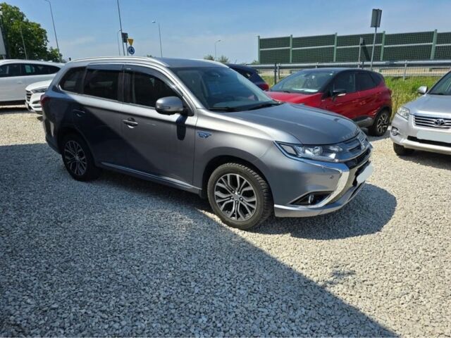 Серый Мицубиси Аутлендер, объемом двигателя 2.4 л и пробегом 89 тыс. км за 9900 $, фото 10 на Automoto.ua