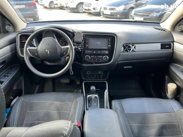 Серый Мицубиси Аутлендер, объемом двигателя 2.4 л и пробегом 183 тыс. км за 16590 $, фото 21 на Automoto.ua