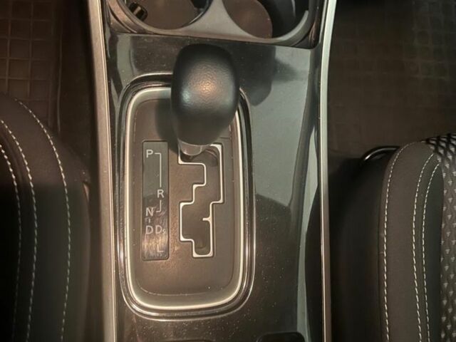 Сірий Міцубісі Аутлендер, об'ємом двигуна 2.36 л та пробігом 110 тис. км за 16000 $, фото 6 на Automoto.ua