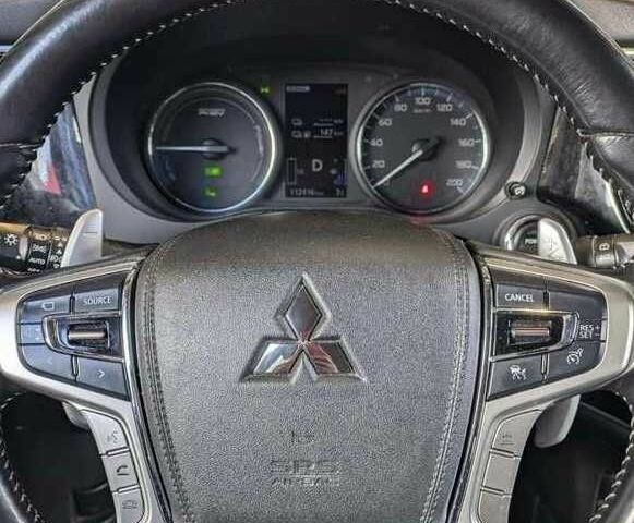 Серый Мицубиси Аутлендер, объемом двигателя 0 л и пробегом 115 тыс. км за 10500 $, фото 8 на Automoto.ua