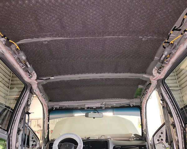 Серый Мицубиси Аутлендер, объемом двигателя 2.36 л и пробегом 135 тыс. км за 19200 $, фото 7 на Automoto.ua