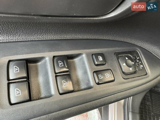 Серый Мицубиси Аутлендер, объемом двигателя 2 л и пробегом 137 тыс. км за 16500 $, фото 13 на Automoto.ua