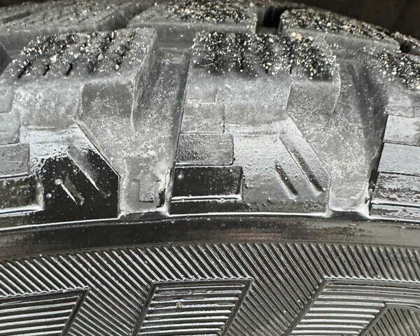 Серый Мицубиси Аутлендер, объемом двигателя 2 л и пробегом 45 тыс. км за 14000 $, фото 35 на Automoto.ua