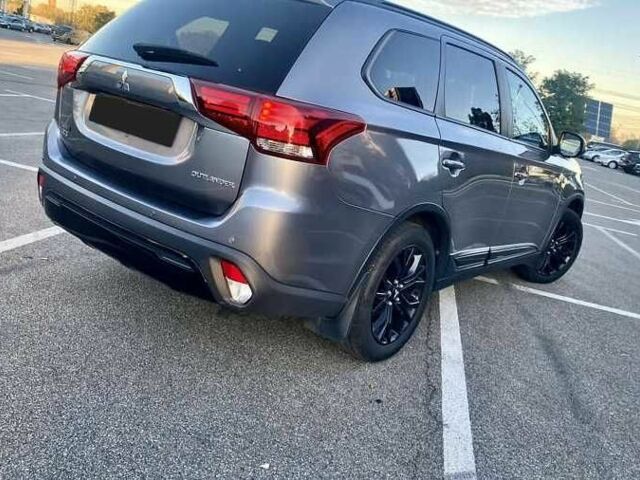 Серый Мицубиси Аутлендер, объемом двигателя 2.4 л и пробегом 93 тыс. км за 14600 $, фото 9 на Automoto.ua