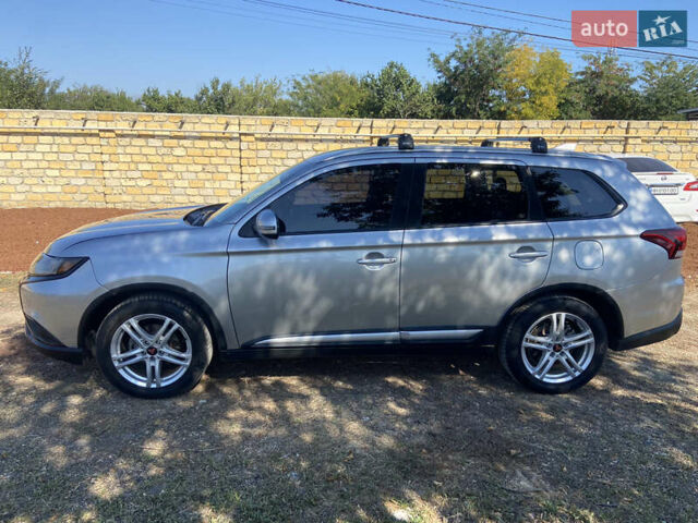 Серый Мицубиси Аутлендер, объемом двигателя 2.36 л и пробегом 135 тыс. км за 19200 $, фото 13 на Automoto.ua