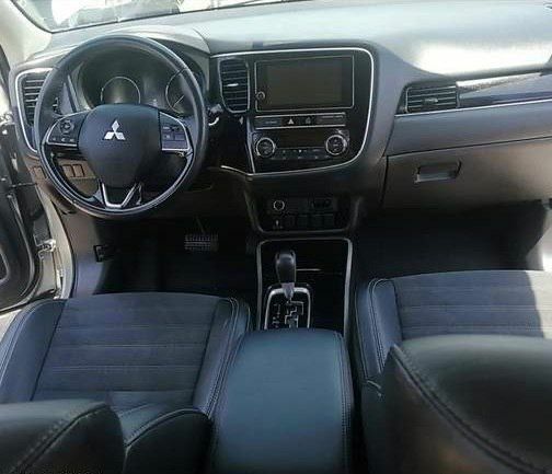 Серый Мицубиси Аутлендер, объемом двигателя 2.4 л и пробегом 91 тыс. км за 10599 $, фото 10 на Automoto.ua