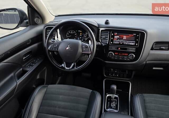 Мицубиси Аутлендер 2019 в Киеве на Automoto.ua Серый Мицубиси Аутлендер, объемом двигателя 2.4 л и пробегом 73 тыс. км за 20999 $, фото 20 на Automoto.ua