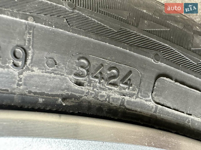 Серый Мицубиси Аутлендер, объемом двигателя 2 л и пробегом 80 тыс. км за 21800 $, фото 16 на Automoto.ua