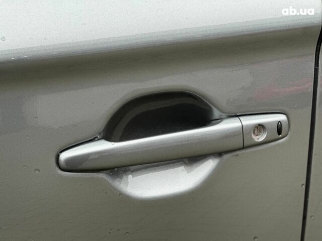 Серый Мицубиси Аутлендер, объемом двигателя 2.4 л и пробегом 131 тыс. км за 17440 $, фото 10 на Automoto.ua