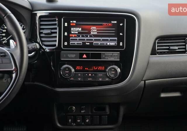 Мицубиси Аутлендер 2019 в Киеве на Automoto.ua Серый Мицубиси Аутлендер, объемом двигателя 2.4 л и пробегом 73 тыс. км за 20999 $, фото 23 на Automoto.ua