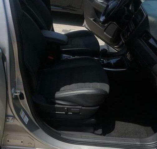 Серый Мицубиси Аутлендер, объемом двигателя 2.4 л и пробегом 91 тыс. км за 10599 $, фото 8 на Automoto.ua