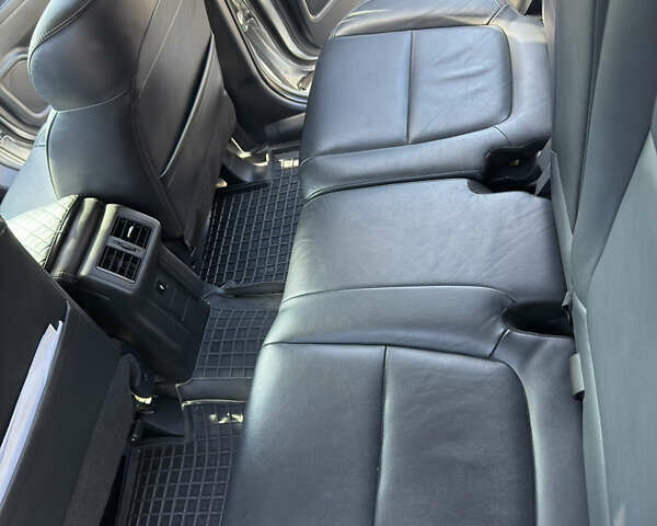 Серый Мицубиси Аутлендер, объемом двигателя 2.36 л и пробегом 123 тыс. км за 22000 $, фото 16 на Automoto.ua