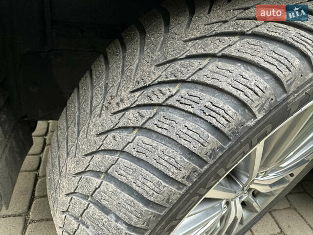 Серый Мицубиси Аутлендер, объемом двигателя 2 л и пробегом 80 тыс. км за 21800 $, фото 15 на Automoto.ua