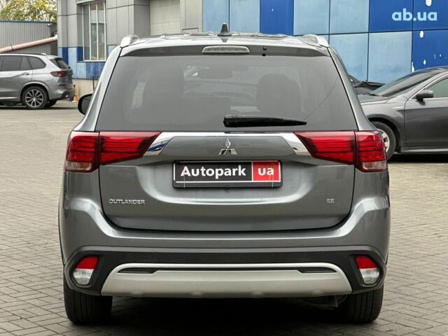 Серый Мицубиси Аутлендер, объемом двигателя 2.4 л и пробегом 131 тыс. км за 17440 $, фото 6 на Automoto.ua
