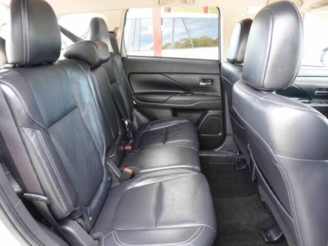 Сірий Міцубісі Аутлендер, об'ємом двигуна 2.4 л та пробігом 49 тис. км за 12100 $, фото 11 на Automoto.ua