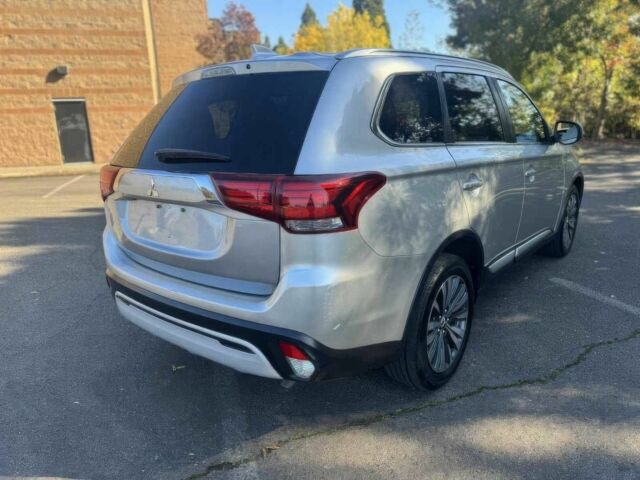 Сірий Міцубісі Аутлендер, об'ємом двигуна 2.4 л та пробігом 33 тис. км за 3000 $, фото 6 на Automoto.ua