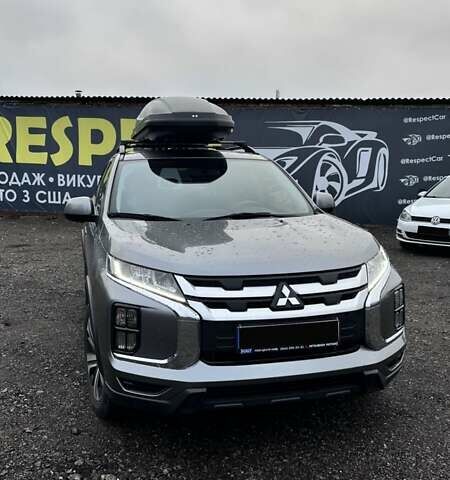 Серый Мицубиси Аутлендер, объемом двигателя 2 л и пробегом 70 тыс. км за 16899 $, фото 8 на Automoto.ua