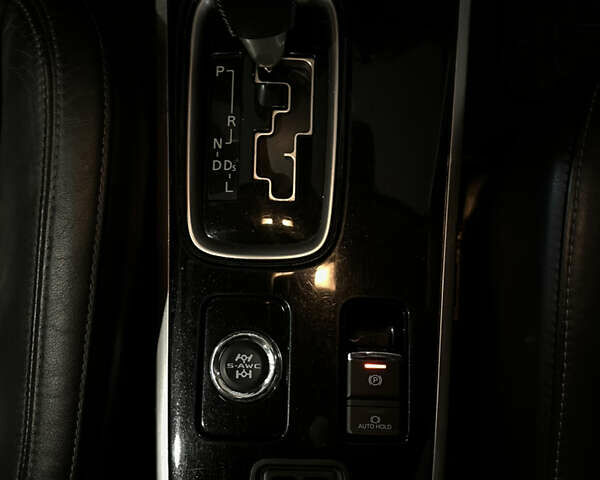 Серый Мицубиси Аутлендер, объемом двигателя 2.36 л и пробегом 130 тыс. км за 17300 $, фото 8 на Automoto.ua