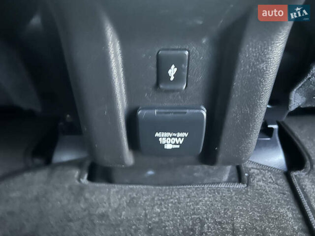 Сірий Міцубісі Аутлендер, об'ємом двигуна 0 л та пробігом 157 тис. км за 25900 $, фото 13 на Automoto.ua