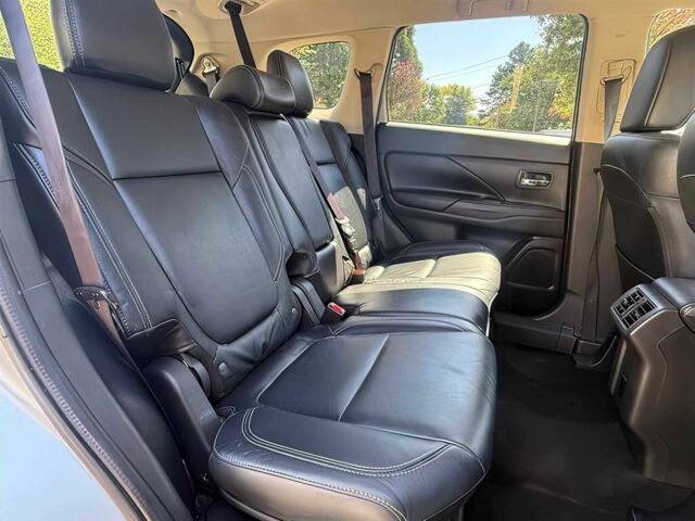 Сірий Міцубісі Аутлендер, об'ємом двигуна 2.4 л та пробігом 45 тис. км за 5800 $, фото 11 на Automoto.ua