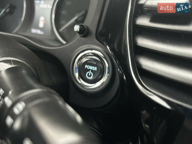 Сірий Міцубісі Аутлендер, об'ємом двигуна 0 л та пробігом 157 тис. км за 25900 $, фото 25 на Automoto.ua