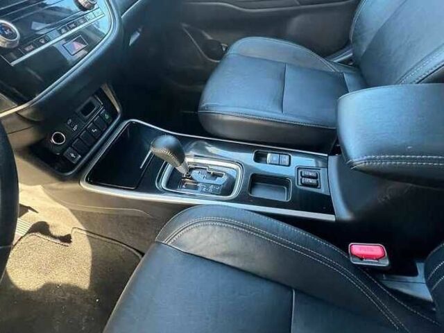 Сірий Міцубісі Аутлендер, об'ємом двигуна 2.4 л та пробігом 120 тис. км за 21200 $, фото 12 на Automoto.ua