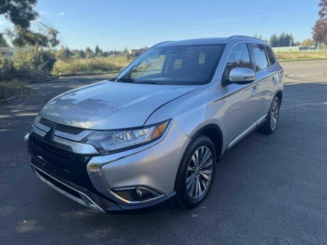 Сірий Міцубісі Аутлендер, об'ємом двигуна 2.4 л та пробігом 33 тис. км за 3000 $, фото 2 на Automoto.ua