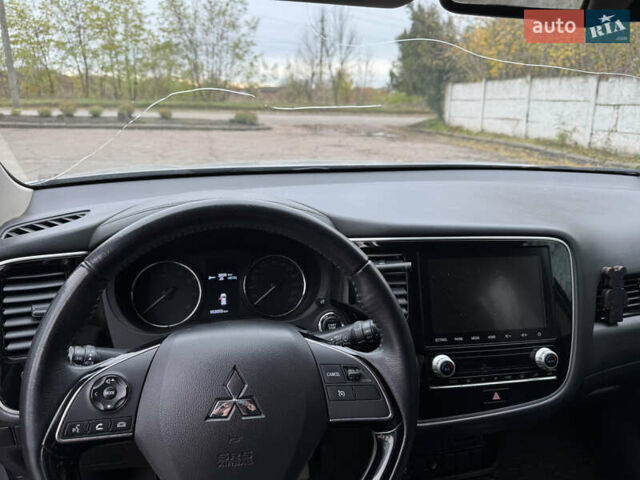 Мицубиси Аутлендер 2020 в Кропивницком (Кировограде) на Automoto.ua Серый Мицубиси Аутлендер, объемом двигателя 2 л и пробегом 100 тыс. км за 18300 $, фото 8 на Automoto.ua