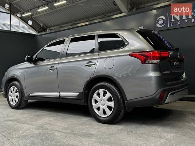 Серый Мицубиси Аутлендер, объемом двигателя 2 л и пробегом 91 тыс. км за 19000 $, фото 13 на Automoto.ua