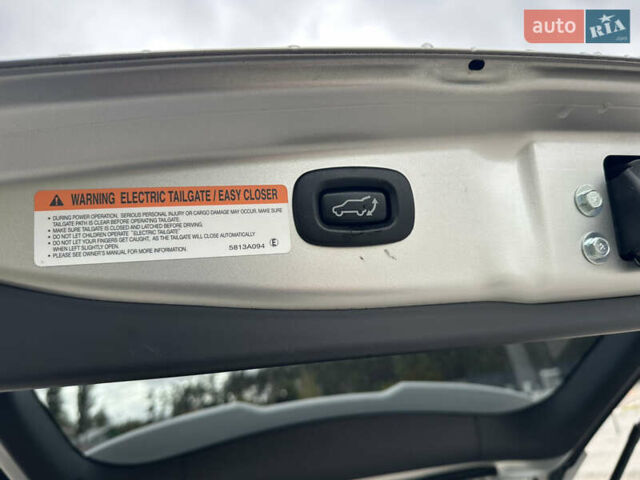 Сірий Міцубісі Аутлендер, об'ємом двигуна 2.36 л та пробігом 179 тис. км за 24950 $, фото 16 на Automoto.ua