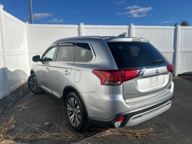 Сірий Міцубісі Аутлендер, об'ємом двигуна 2.4 л та пробігом 39 тис. км за 8000 $, фото 5 на Automoto.ua