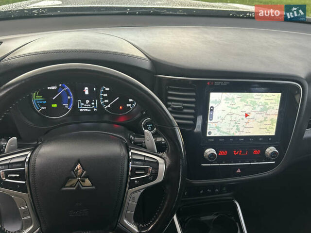 Сірий Міцубісі Аутлендер, об'ємом двигуна 0 л та пробігом 157 тис. км за 25900 $, фото 39 на Automoto.ua