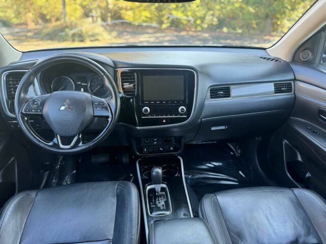 Сірий Міцубісі Аутлендер, об'ємом двигуна 2.4 л та пробігом 33 тис. км за 3000 $, фото 11 на Automoto.ua