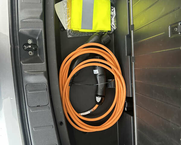 Сірий Міцубісі Аутлендер, об'ємом двигуна 0 л та пробігом 157 тис. км за 25900 $, фото 10 на Automoto.ua