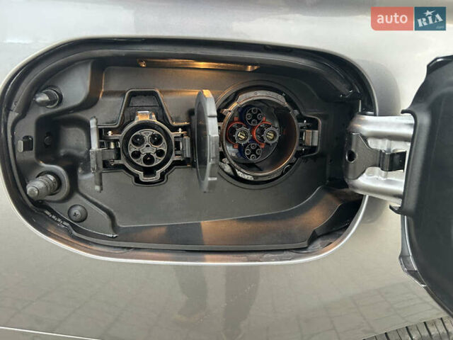 Сірий Міцубісі Аутлендер, об'ємом двигуна 0 л та пробігом 157 тис. км за 25900 $, фото 34 на Automoto.ua