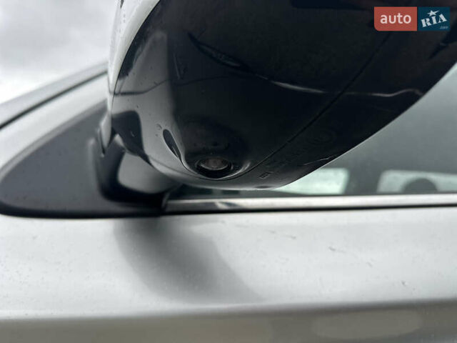 Сірий Міцубісі Аутлендер, об'ємом двигуна 2.36 л та пробігом 179 тис. км за 24950 $, фото 14 на Automoto.ua