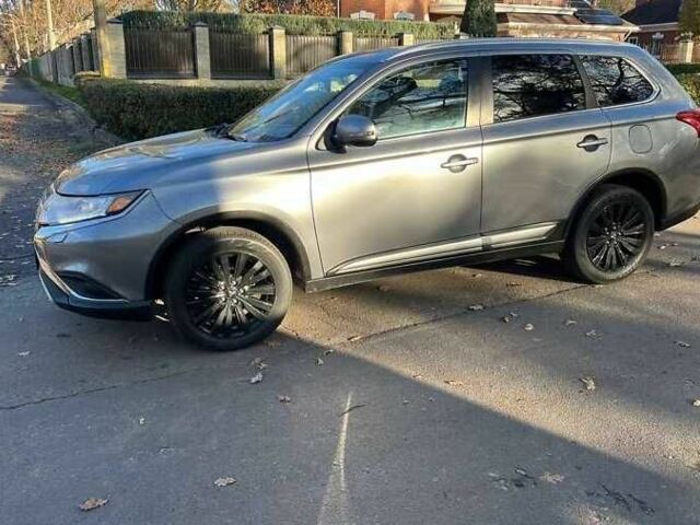 Сірий Міцубісі Аутлендер, об'ємом двигуна 2.4 л та пробігом 120 тис. км за 21200 $, фото 4 на Automoto.ua