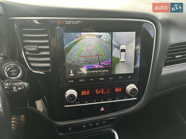 Сірий Міцубісі Аутлендер, об'ємом двигуна 0 л та пробігом 157 тис. км за 25900 $, фото 37 на Automoto.ua