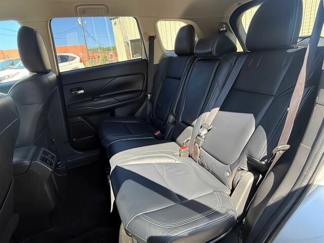 Сірий Міцубісі Аутлендер, об'ємом двигуна 2.4 л та пробігом 45 тис. км за 5800 $, фото 10 на Automoto.ua